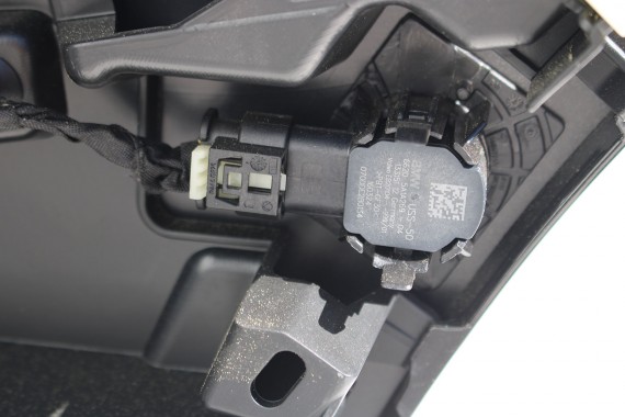 BMW 5 G60 ZDERZAK PRZEDNI PRZÓD 475 Black-sapphire Czarny 8084653 G61 M PAKIET 51118084653 8084655 8084656 8084629 9879291