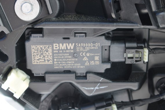 BMW 5 G60 ZDERZAK PRZEDNI PRZÓD 300 Alpinweiss 3 BIAŁY 8084653 G61 M PAKIET 51118084653 8084655 8084656 8084629 9879291