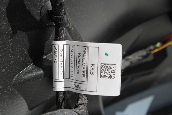 BMW 5 G60 ZDERZAK PRZEDNI PRZÓD 300 Alpinweiss 3 BIAŁY 8084653 G61 M PAKIET 51118084653 8084655 8084656 8084629 9879291