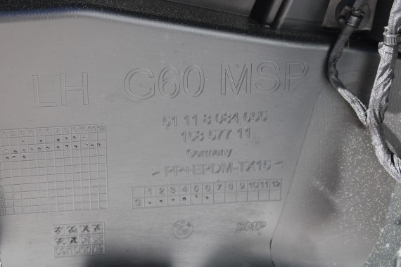 BMW 5 G60 ZDERZAK PRZEDNI PRZÓD 300 Alpinweiss 3 BIAŁY 8084653 G61 M PAKIET 51118084653 8084655 8084656 8084629 9879291