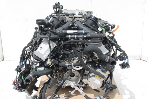 BMW 7 X5 X6 X7 SILNIK 4.4 S68_B44 G70 F95 F96 G07 480KW 653PS benzyna 4.4 V8 iX HYBRID hybryda S68B44A S68_B44A