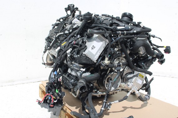 BMW 7 X5 X6 X7 SILNIK 4.4 S68_B44 G70 F95 F96 G07 480KW 653PS benzyna 4.4 V8 iX HYBRID hybryda S68B44A S68_B44A