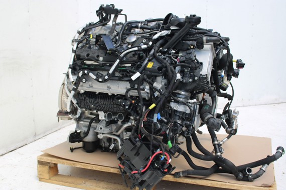 BMW 7 X5 X6 X7 SILNIK 4.4 S68_B44 G70 F95 F96 G07 480KW 653PS benzyna 4.4 V8 iX HYBRID hybryda S68B44A S68_B44A