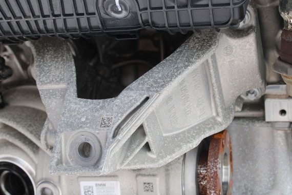 BMW 7 X5 X6 X7 SILNIK 4.4 S68_B44 G70 F95 F96 G07 480KW 653PS benzyna 4.4 V8 iX HYBRID hybryda S68B44A S68_B44A
