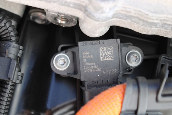 BMW 7 X5 X6 X7 SILNIK 4.4 S68_B44 G70 F95 F96 G07 480KW 653PS benzyna 4.4 V8 iX HYBRID hybryda S68B44A S68_B44A