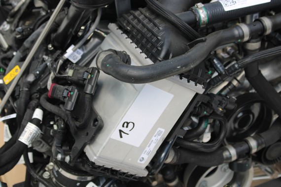 BMW 7 X5 X6 X7 SILNIK 4.4 S68_B44 G70 F95 F96 G07 480KW 653PS benzyna 4.4 V8 iX HYBRID hybryda S68B44A S68_B44A