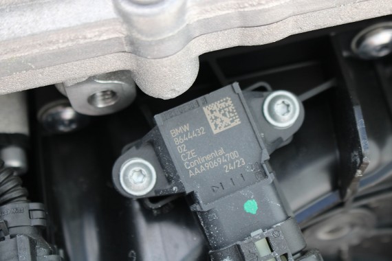 BMW 7 X5 X6 X7 SILNIK 4.4 S68_B44 G70 F95 F96 G07 480KW 653PS benzyna 4.4 V8 iX HYBRID hybryda S68B44A S68_B44A