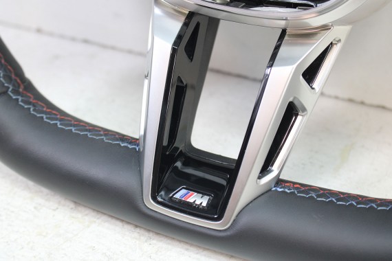 BMW 7 G70 KIEROWNICA 5A16BA9 SPORT 6046506 MULTIFUNKCYJNA M-Pakiet MPAKIET 6046506 CJ80133 ŁOPATKI