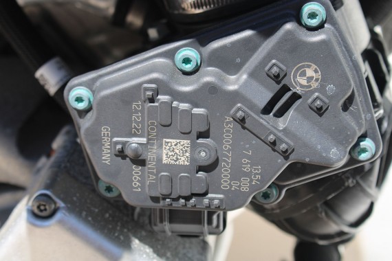 BMW XM X5 X7 PRZEPUSTNICA 7619008 SILNIK 4.4 S68_B44 480KW 653PS benzyna 4.4 V8 iX HYBRID S68B44A 13547619008 13 54 7619008