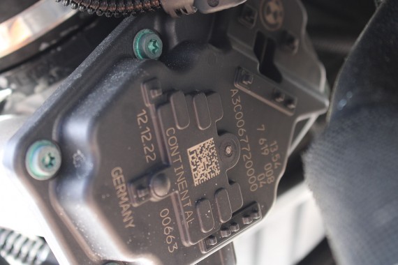 BMW XM X5 X7 PRZEPUSTNICA 7619008 SILNIK 4.4 S68_B44 480KW 653PS benzyna 4.4 V8 iX HYBRID S68B44A 13547619008 13 54 7619008