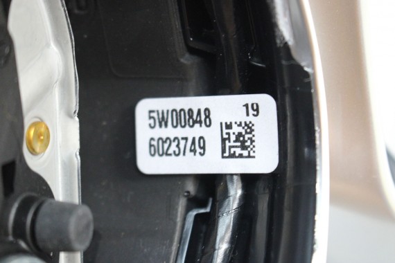 BMW X1 U11 KIEROWNICA 6023749 SPORT 9472034 3337U06 MULTIFUNKCYJNA Driving Assistant 3337U06 2 U06 X2 U12 32306023749