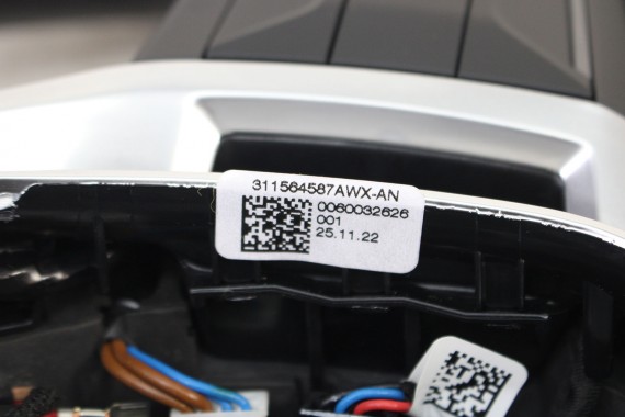 BMW X1 U11 KIEROWNICA 6023749 SPORT 9472034 3337U06 MULTIFUNKCYJNA Driving Assistant 3337U06 2 U06 X2 U12 32306023749
