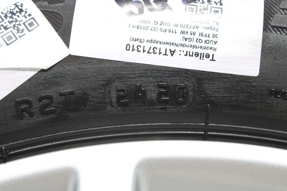 AUDI Q2 FELGI 17 OPONY LETNIE KOŁA 81A601025C felga 7J*17H2 ET45  opona LATO Bridgestone Turanza T001 215/55/17 94V 81A 2016-
