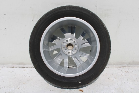 AUDI Q2 FELGI 17 OPONY LETNIE KOŁA 81A601025C felga 7J*17H2 ET45  opona LATO Bridgestone Turanza T001 215/55/17 94V 81A 2016-