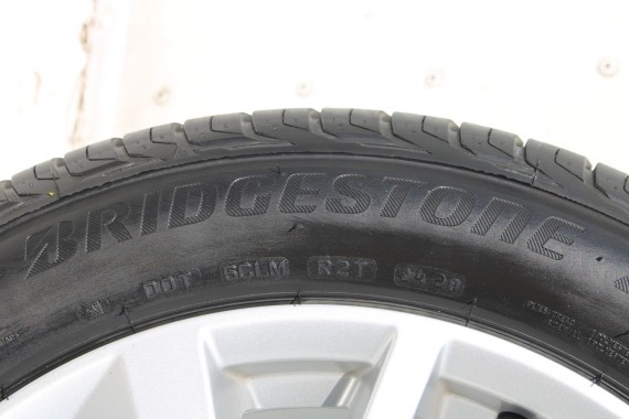 AUDI Q2 FELGI 17 OPONY LETNIE KOŁA 81A601025C felga 7J*17H2 ET45  opona LATO Bridgestone Turanza T001 215/55/17 94V 81A 2016-