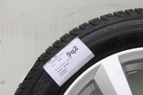 AUDI Q2 FELGI 17 OPONY LETNIE KOŁA 81A601025C felga 7J*17H2 ET45  opona LATO Bridgestone Turanza T001 215/55/17 94V 81A 2016-