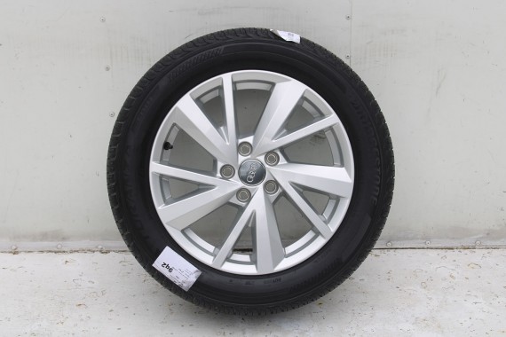 AUDI Q2 FELGI 17 OPONY LETNIE KOŁA 81A601025C felga 7J*17H2 ET45  opona LATO Bridgestone Turanza T001 215/55/17 94V 81A 2016-