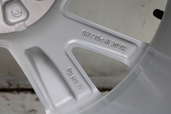 AUDI Q2 FELGI 17 OPONY LETNIE KOŁA 81A601025C felga 7J*17H2 ET45  opona LATO Bridgestone Turanza T001 215/55/17 94V 81A 2016-