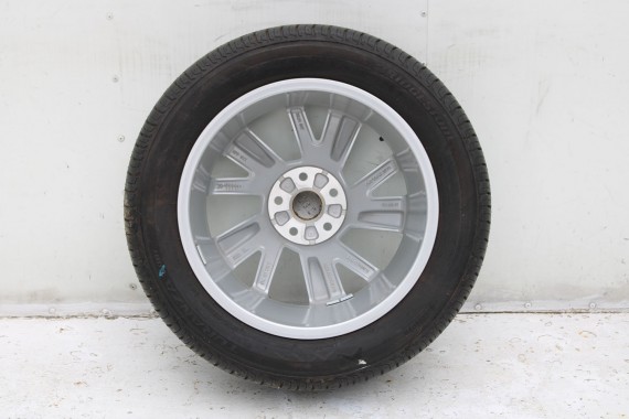 AUDI Q2 FELGI 17 OPONY LETNIE KOŁA 81A601025C felga 7J*17H2 ET45  opona LATO Bridgestone Turanza T001 215/55/17 94V 81A 2016-