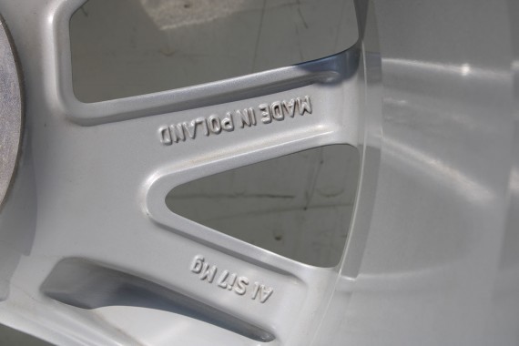 AUDI Q2 FELGI 17 OPONY LETNIE KOŁA 81A601025C felga 7J*17H2 ET45  opona LATO Bridgestone Turanza T001 215/55/17 94V 81A cali