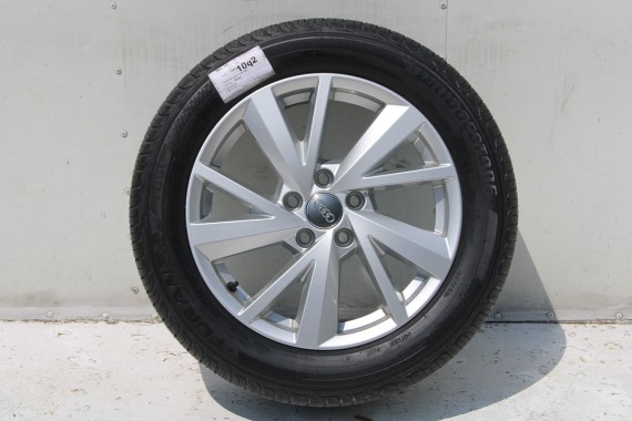 AUDI Q2 FELGI 17 OPONY LETNIE KOŁA 81A601025C felga 7J*17H2 ET45  opona LATO Bridgestone Turanza T001 215/55/17 94V 81A cali