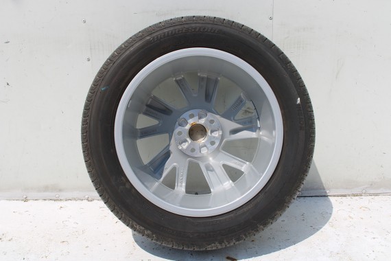 AUDI Q2 FELGI 17 OPONY LETNIE KOŁA 81A601025C felga 7J*17H2 ET45  opona LATO Bridgestone Turanza T001 215/55/17 94V 81A cali