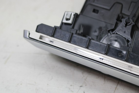 BMW X4M F98 KRATKI WLOTY POWIETRZA KONSOLI 5A3BB17 5A3BB10 kratka wlot nawiewu X4 G02 X3 64225A3BB17 64225A3BB10 9871599 9871604