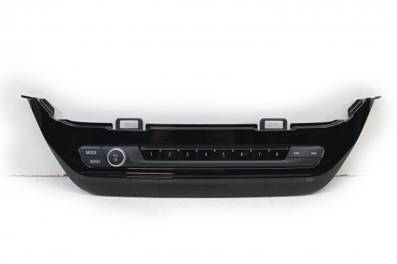 BMW X4M F98 PANEL AUDIO...