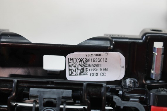 BMW X5 G05 WYKOŃCZENIE TUNELU ŚRODKOWEGO 5A3DEF5 5A3DEF6 dekor listwa ozdobna listwy dekory 51165A3DEF5 51165A3DEF6