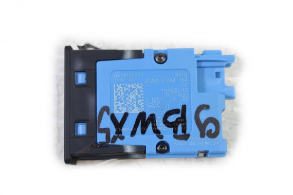 BMW X5 G05 PORT USB PRZYŁĄCZE gniazdo 5A84164 X1 F48 F45 F46 MINI F54 F55 F56 F57 F60 84105A84164