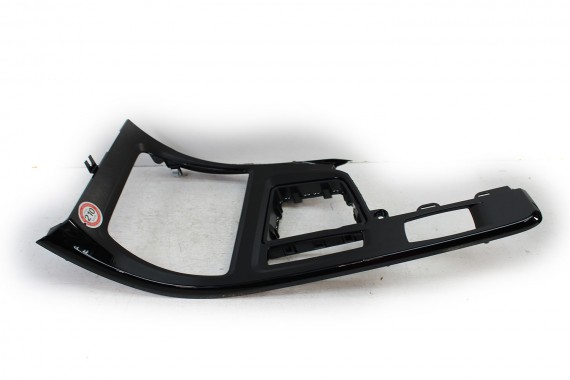 BMW X1 F48 DEKOR ZAŚLEPKA LISTWA KONSOLI 9292547 osłona UCHWYT X2 F39 WYKOŃCZENIE PANELU DESKI dekor 51169292547 ramka tunela