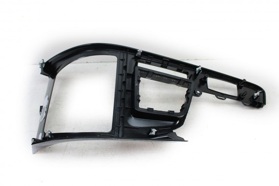 BMW X1 F48 DEKOR ZAŚLEPKA LISTWA KONSOLI 9292547 osłona UCHWYT X2 F39 WYKOŃCZENIE PANELU DESKI dekor 51169292547 ramka tunela