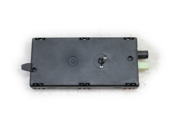 BMW X1 F48 WZMACNIACZ ANTENOWY ANTENA ANTENY 9352601 2 F46 AM/FM 65209352601 213675 65 20 9352601