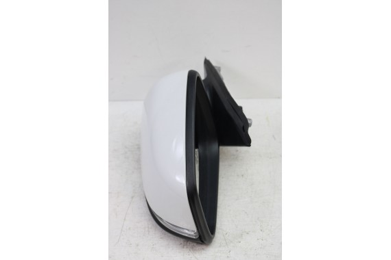 BMW X1 F48 LUSTERKO PRAWE drzwi 5 pin Kolor zewnętrzne STRONA LEWA 5Ppin