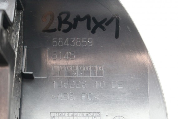 BMW X1 F48 OBUDOWA KIEROWNICY OSŁONA KOLUMNY 6843859 6843858 51456843859  51456843858 51459263347