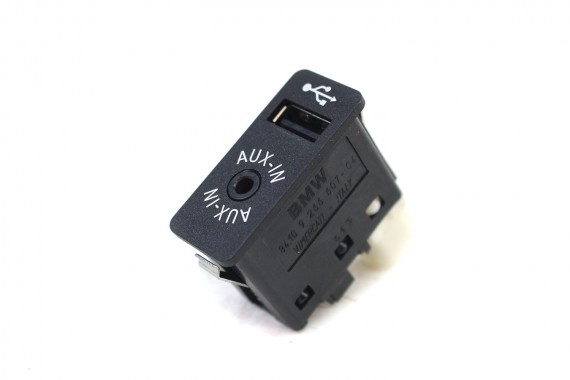 BMW X1 F48 PORT USB PRZYŁĄCZE 9266607 84109266607 gniazdo USB AUX 84 10 9266607