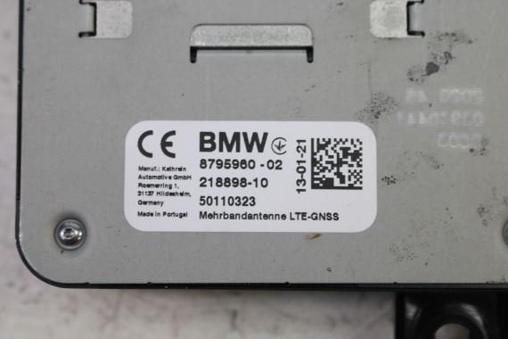 BMW WZMACNIACZ ANTENOWY 8795960 89396827 8 M8 F91 F92 F93 5 M5 F90 65 20 8795960 Antena wielopasmowa 652089396827
