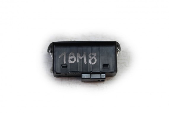 BMW 8 M8 F91 F92 F93 5A1B301 PRZYCISK BAGAŻNIKA 5A1B301 PRZYCISKI klapy tył 61319275121 61319162645 Centerlock