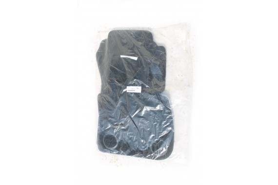 BMW X1 F48 DYWANIKI PODŁOGI 7382311 wycieraczki kolor czarny 54477382311 7410384 51 47 7408920 7382311 7382311 7382311 7382311