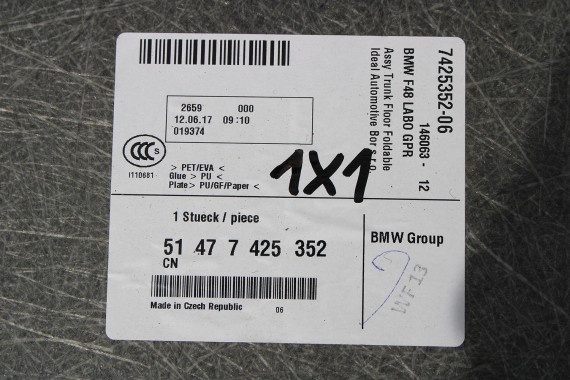 BMW X1 F48 WYKŁADZINA DYWAN BAGAŻNIKA 7425352 51 47 7425352 czarna 51477425352 tapicerka PODŁOGA