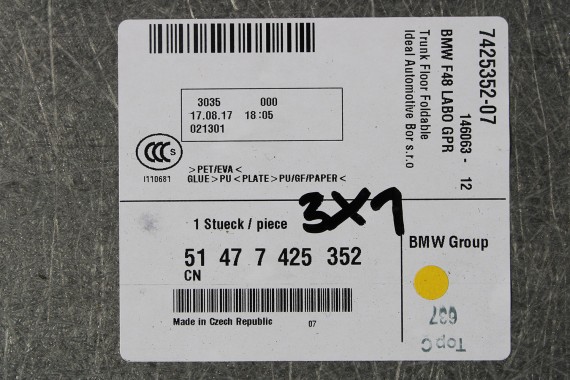 BMW X1 F48 WYKŁADZINA DYWAN BAGAŻNIKA 7425352 51 47 7425352 czarna 51477425352 tapicerka PODŁOGA