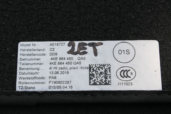 AUDI E-TRON DYWANIKI PODŁOGI 4KL863691 4KE864450 wycieraczki 4KL 863 691 A 4KE 864 450 'QA5' - czarny (soul) ETRON