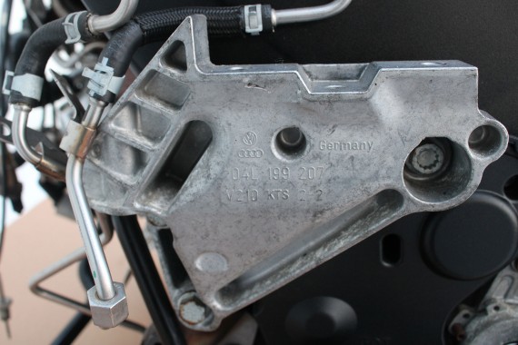 VW AUDI SKODA SEAT ŁAPA SILNIKA 5Q0199117C 1K0199117BQ  wspornik strona lewa 5Q0 199 117 C 1K0 199 117 BQ podpora loże