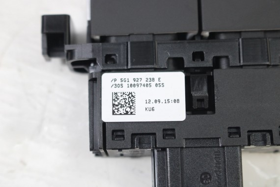 VW GOLF 7 PRZYCISKI PANEL 5G1927238E 5G1927137N 5G1 927 238 E 5G1 927 137 N PRZYCISK 5G 2013-Z PRZYCISKAMI