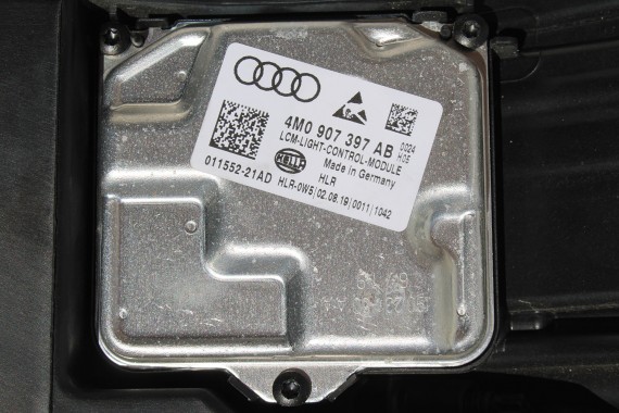 AUDI A5 8W PRZÓD FULL LED maska błotniki pas przedni zderzak lampy lampa F5 2D2D LX5H Niebieski wzmocnienie błotnik 8W6