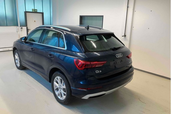 AUDI Q3 II 83A DRZWI LEWE PRZÓD + TYŁ STRONA LEWA przednie + tylne 2 sztuki B9B9 LX5E Kosmosblau Niebieski 83A831051 83A833051