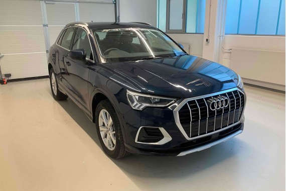 AUDI Q3 II 83A DRZWI PRAWE PRZÓD + TYŁ STRONA PRAWA przednie + tylne 2 sztuki B9B9 LX5E Kosmosblau Niebieski 83A831052 83A833052