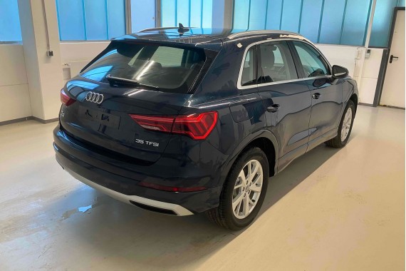 AUDI Q3 II 83A DRZWI PRAWE PRZÓD + TYŁ STRONA PRAWA przednie + tylne 2 sztuki B9B9 LX5E Kosmosblau Niebieski 83A831052 83A833052