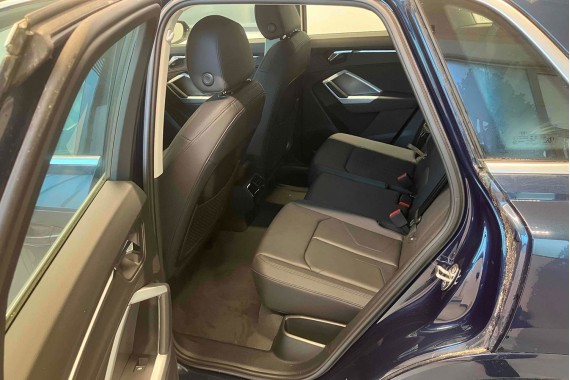 AUDI Q3 83A II FOTELE KOMPLET FOTELI siedzeń siedzenia tapicerka skóra czarne F3 N1M Leder/Kunstleder mono.pur 550-Kombination