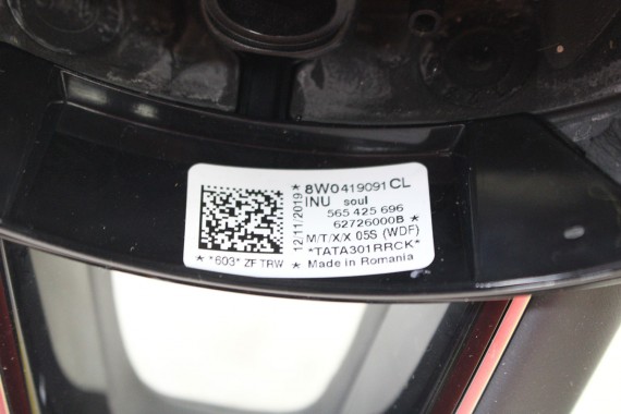 AUDI A4 A5 KIEROWNICA + BIEGI 8W0419091CL 8W0419091H kolor INU - czarny 8W0 419 091 H CL 8W B9 F5 multifunkcyjna skórzana MULTI